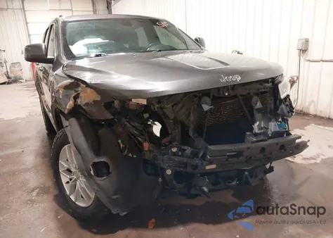 2017 Jeep Grand Cherokee Laredo 4X4 from USA, damaged, VIN 1C4RJFAG6HC946827